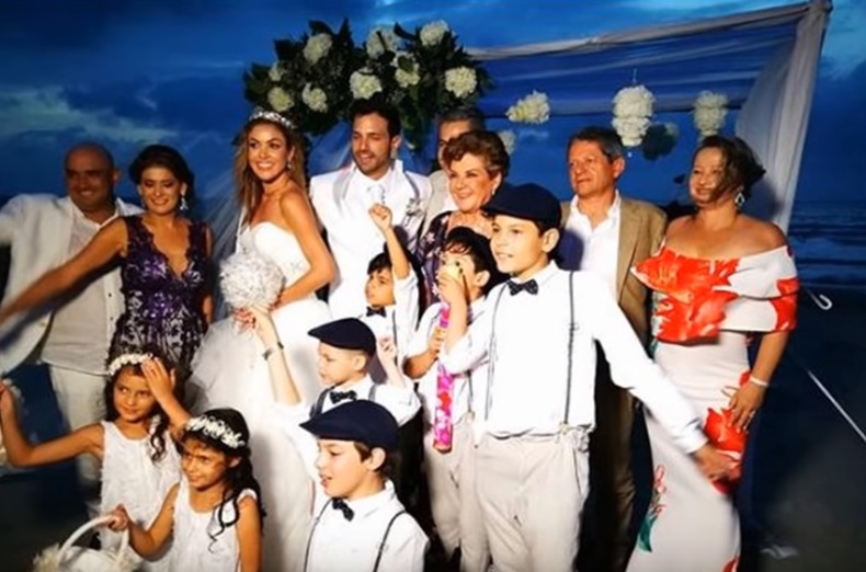 Nataly Umaña y Alejandro Estrada en su boda.