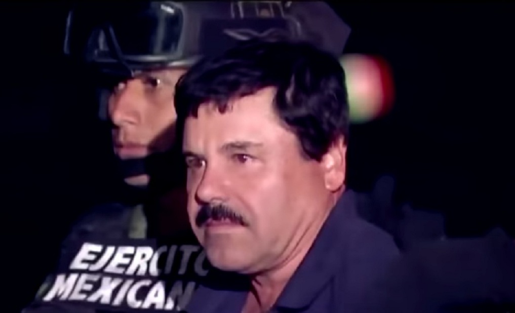 Joaquín el Chapo Guzmán llevado a prisión.