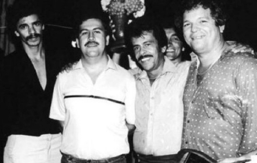 Pabhlo Emilio Escobar Gaviria y sus amigos.