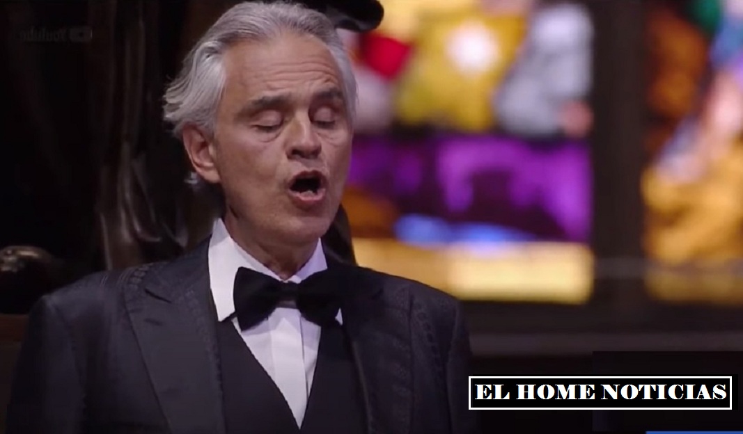 Andrea Bocelli desde el Duomo de Milán.