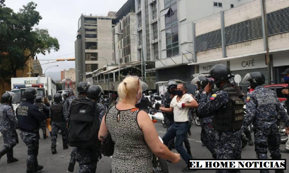 Manifestantes atropellados en Caracas