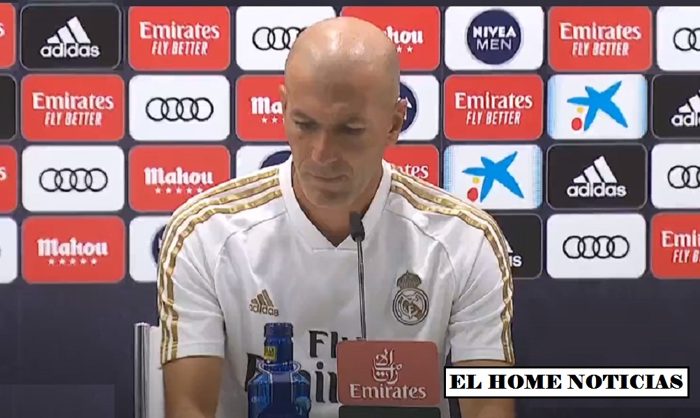 Zidane en rueda de prensa.
