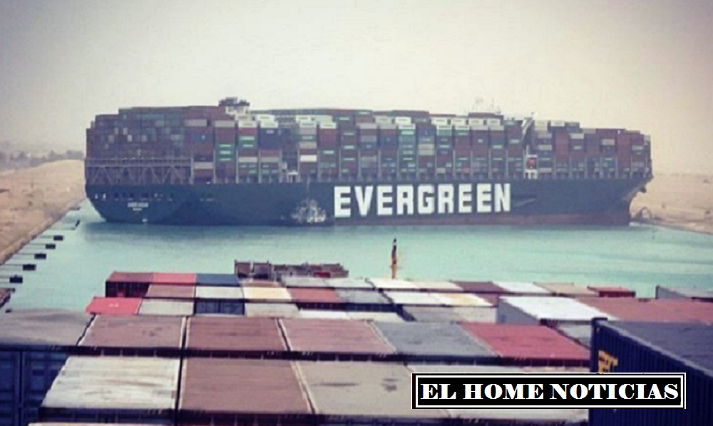 El portacontenedores de la empresa taiwanesa Evergreen y con bandera panameña mide 400 metros de largo y tiene una capacidad para 224.000 toneladas de carga.
