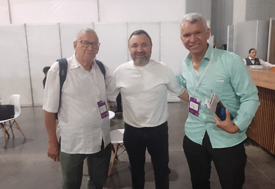 Yesid Turbay Pereira, y los abogados Hugo Alvarado Olaya y Daniel Santos Carrillo