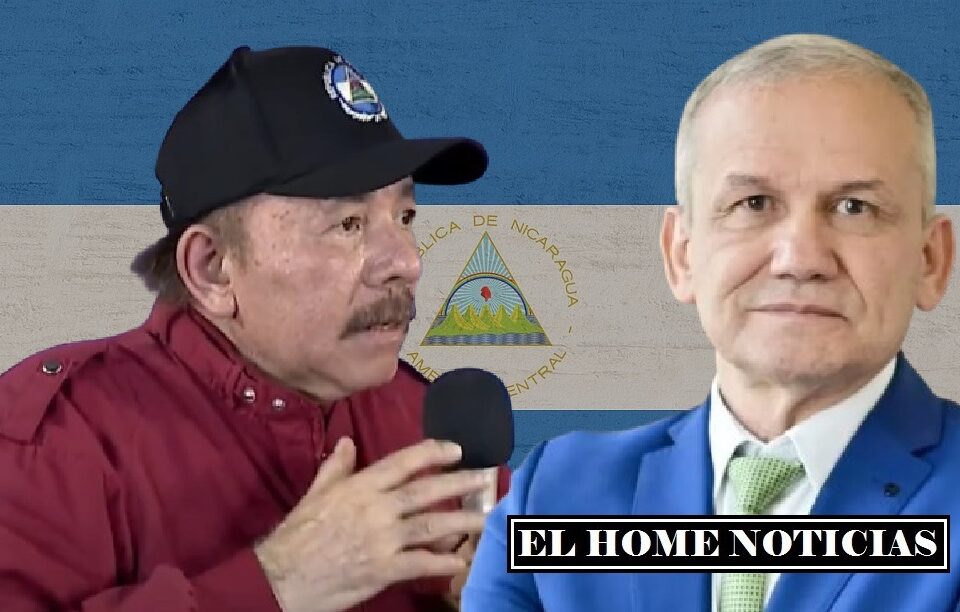 Daniel Ortega y Carlos Ramón González.