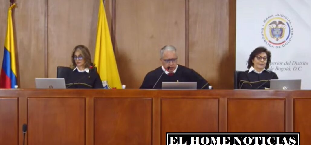 Tribunal Superior de Bogotá absolvió al expresidente Álvaro Uribe Vélez.