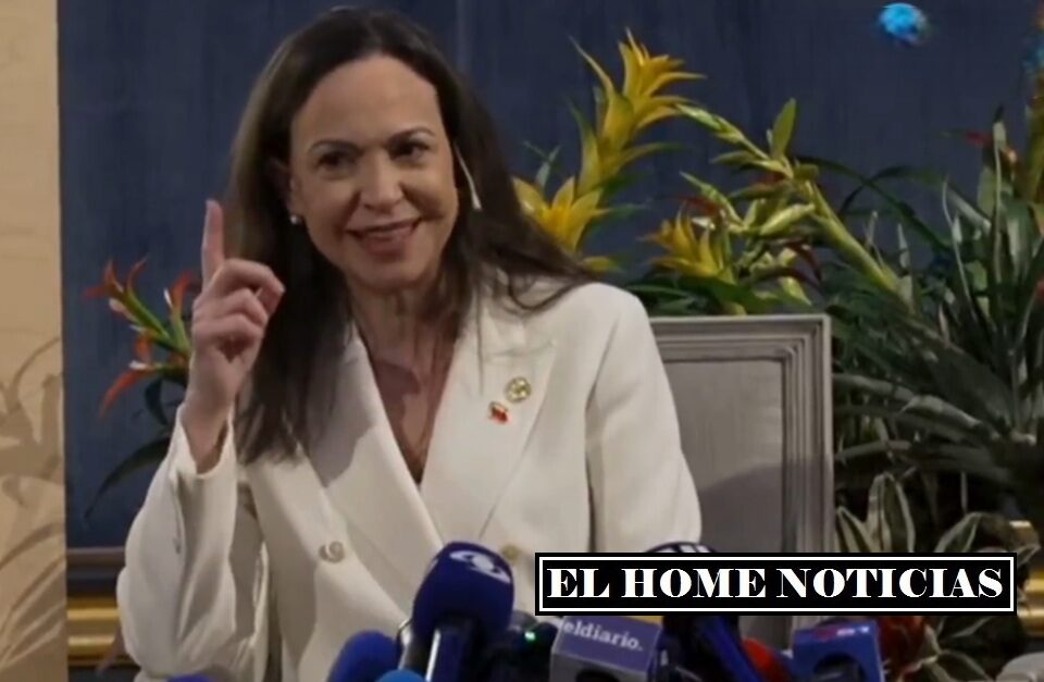 María Corina Machado ofrece una rueda de prensa en Oslo.