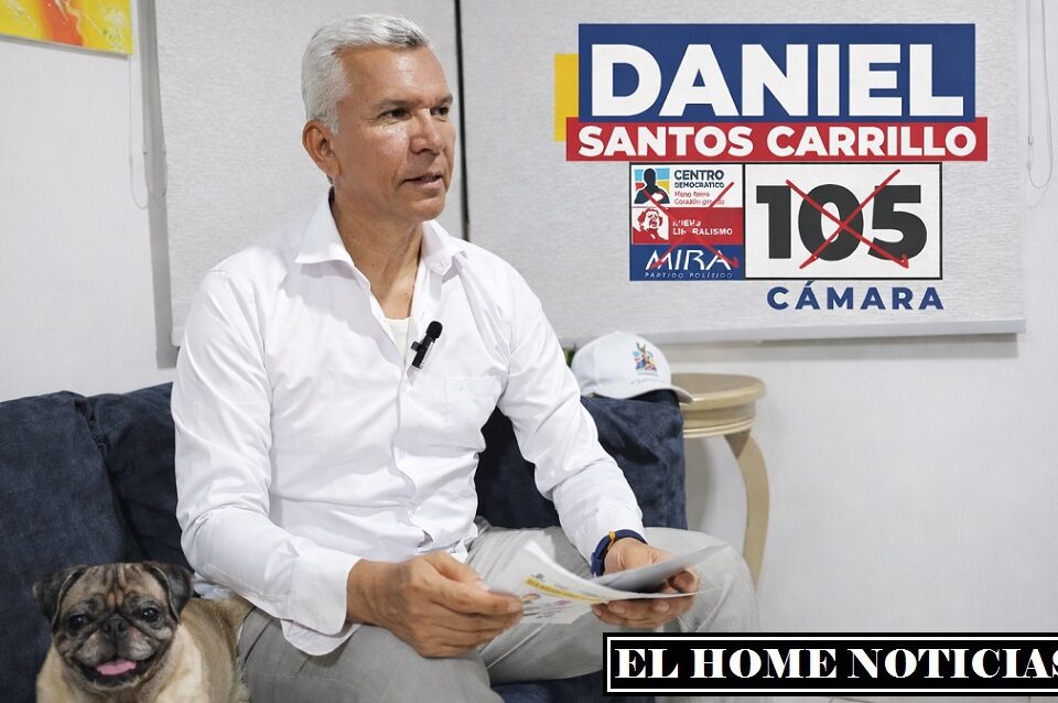 Daniel Santos Carrillo, un abogado constitucionalista, una de las voces de la reserva.