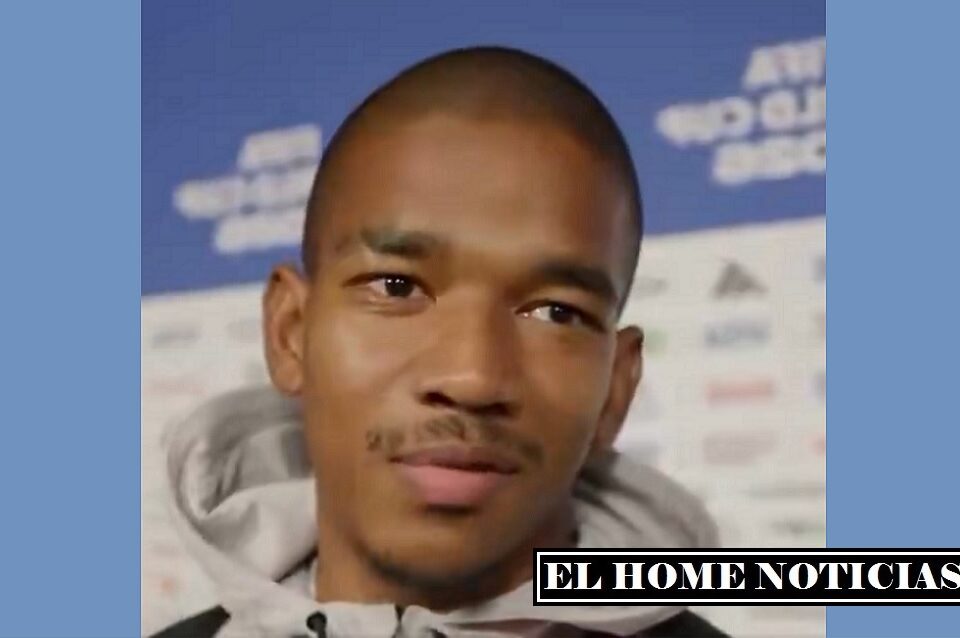 ayden Adams, mediocampista de la selección de Sudáfrica